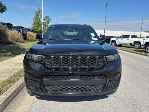 2024 Jeep Grand Cherokee L Laredo