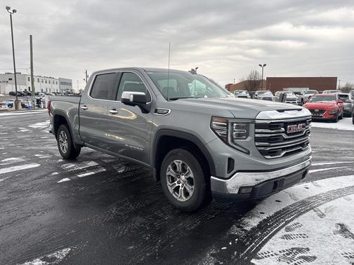 2025 GMC Sierra 1500 SLT