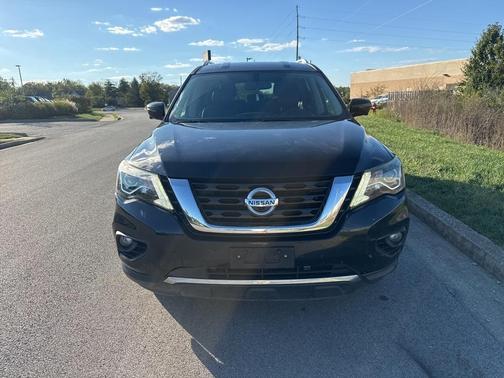 2018 Nissan Pathfinder SL