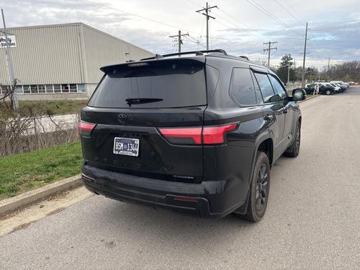 2025 Toyota Sequoia Platinum