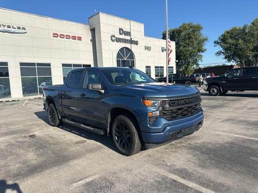 2024 Chevrolet Silverado 1500 Custom