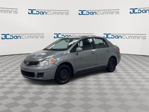 2010 Nissan Versa 1.8 S