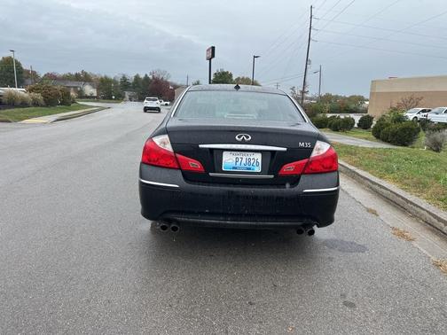 2008 INFINITI M35 Base