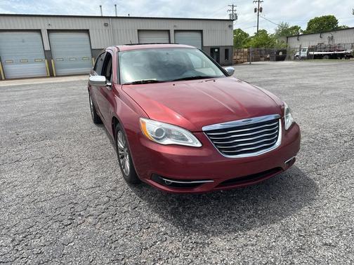 2013 Chrysler 200 Limited