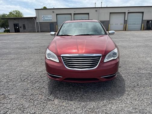 2013 Chrysler 200 Limited