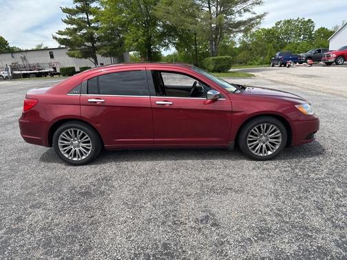 2013 Chrysler 200 Limited