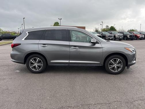 2017 INFINITI QX60 Base