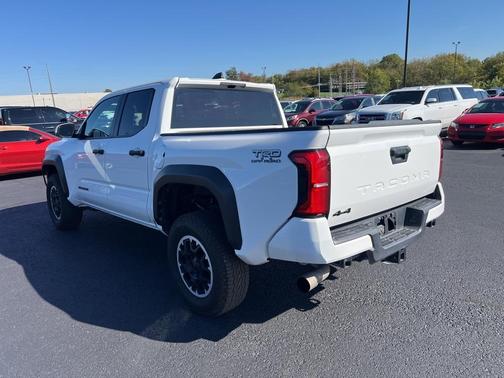 2024 Toyota Tacoma TRD Off Road