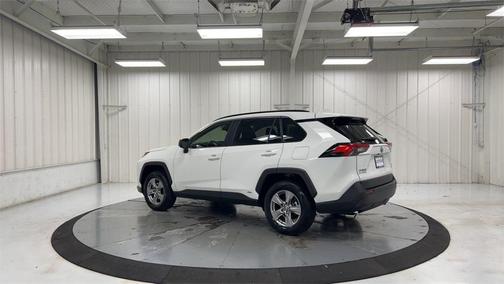 2023 Toyota RAV4 Hybrid LE