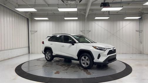 2023 Toyota RAV4 Hybrid LE