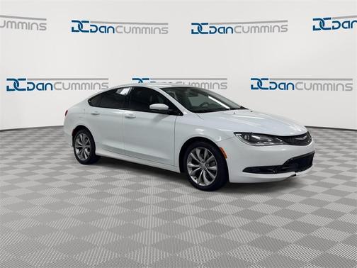2016 Chrysler 200 S