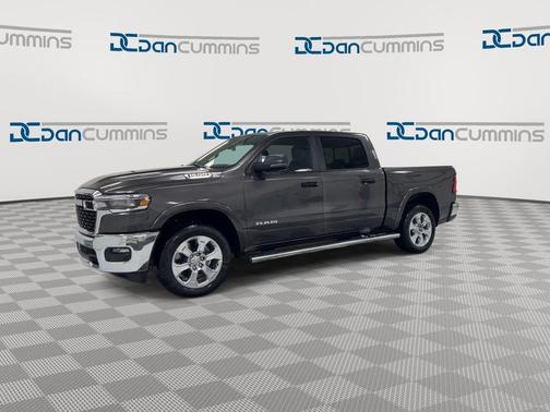 Granite Crystal Clearcoat Metallic 2026 RAM 1500 Big Horn/Lone Star
