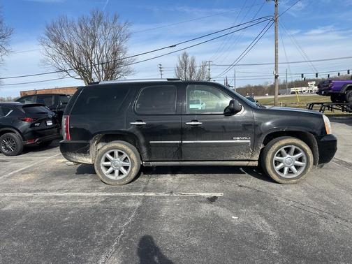 2011 GMC Yukon Denali