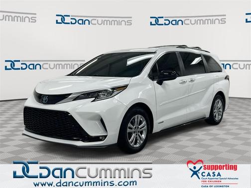 2021 Toyota Sienna XSE 7 Passenger
