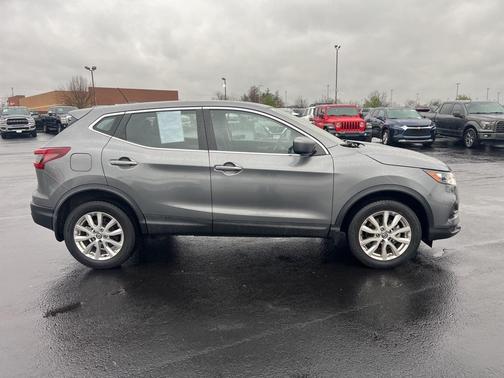 2021 Nissan Rogue Sport S