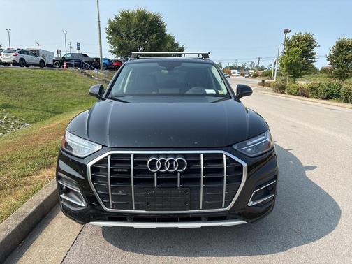 2023 Audi Q5 40 Premium