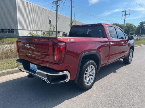 2021 GMC Sierra 1500 SLT