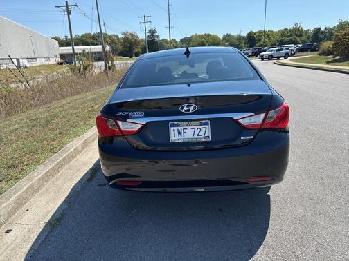 2011 Hyundai SONATA Limited