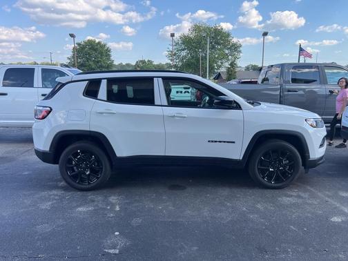 2026 Jeep Compass Latitude