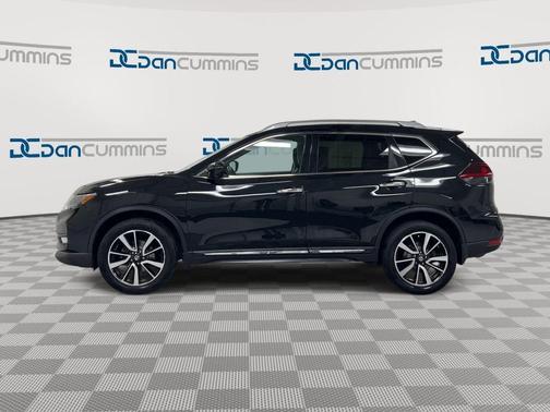 Magnetic Black 2019 Nissan Rogue SL