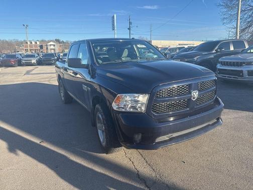 True Blue Pearlcoat 2017 RAM 1500 Express