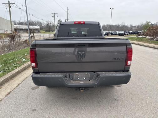 2024 RAM 1500 Classic SLT