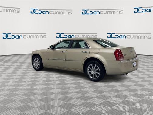 2010 Chrysler 300C