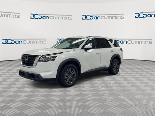 2022 Nissan Pathfinder S