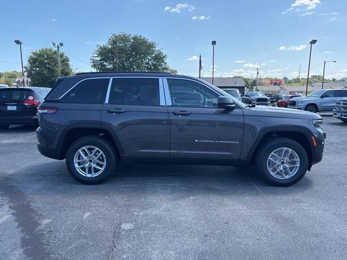 2025 Jeep Grand Cherokee Laredo X
