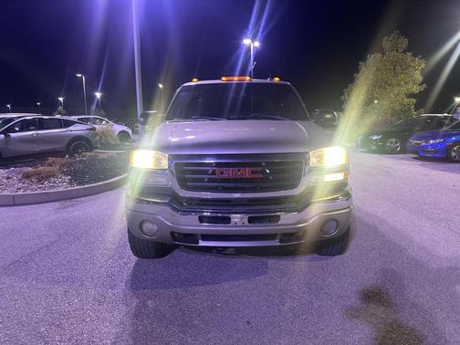 2003 GMC Sierra 2500 SLT