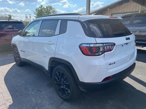 2026 Jeep Compass Latitude