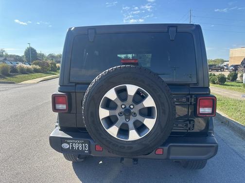 2023 Jeep Wrangler Sahara