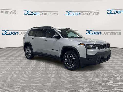 Silver Zynith Clearcoat 2026 Jeep Cherokee LAREDO/LIMITED