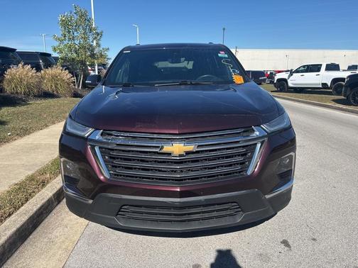2022 Chevrolet Traverse LT Cloth