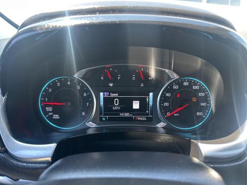Silver Ice Metallic 2019 Chevrolet Traverse Premier