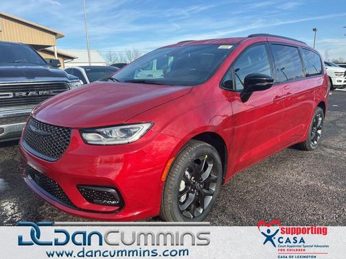 2026 Chrysler Pacifica Select