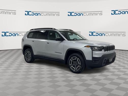 Silver Zynith Clearcoat 2026 Jeep Cherokee LAREDO/LIMITED