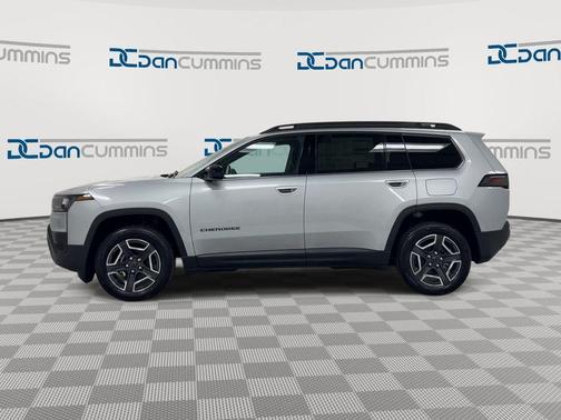 Silver Zynith Clearcoat 2026 Jeep Cherokee LAREDO/LIMITED