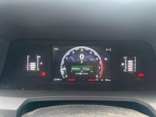UNDERGROUND 2024 Toyota Tacoma SR