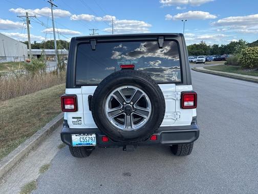 2022 Jeep Wrangler Unlimited Sahara