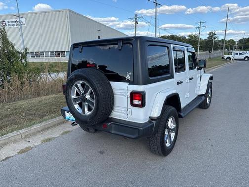 2022 Jeep Wrangler Unlimited Sahara