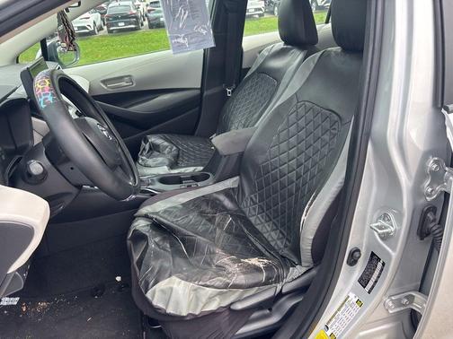 Classic Silver Metallic 2024 Toyota Corolla LE