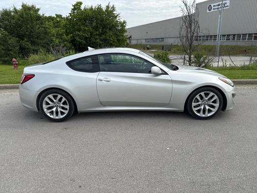 2013 Hyundai Genesis Coupe 2.0T