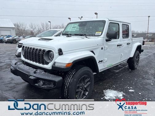 2026 Jeep Gladiator Sport