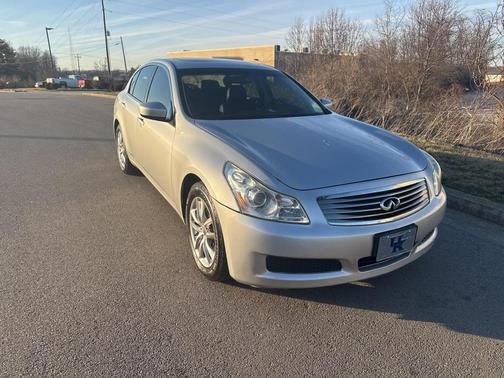 2009 INFINITI G37x Base