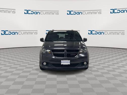 Granite Crystal Clearcoat Metallic 2018 Dodge Grand Caravan GT