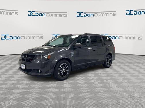 Granite Crystal Clearcoat Metallic 2018 Dodge Grand Caravan GT