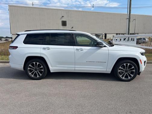 2022 Jeep Grand Cherokee L Overland