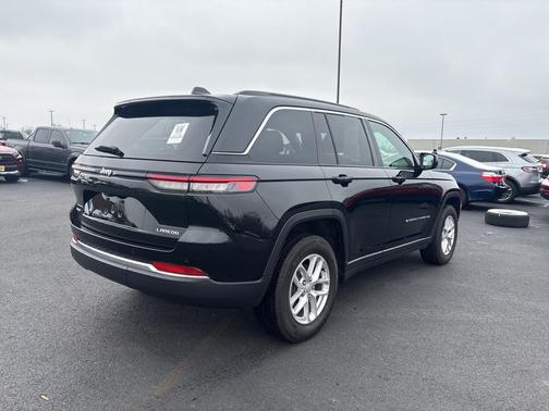 2024 Jeep Grand Cherokee Laredo X