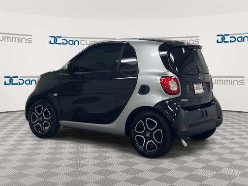 Silver 2016 smart ForTwo Prime